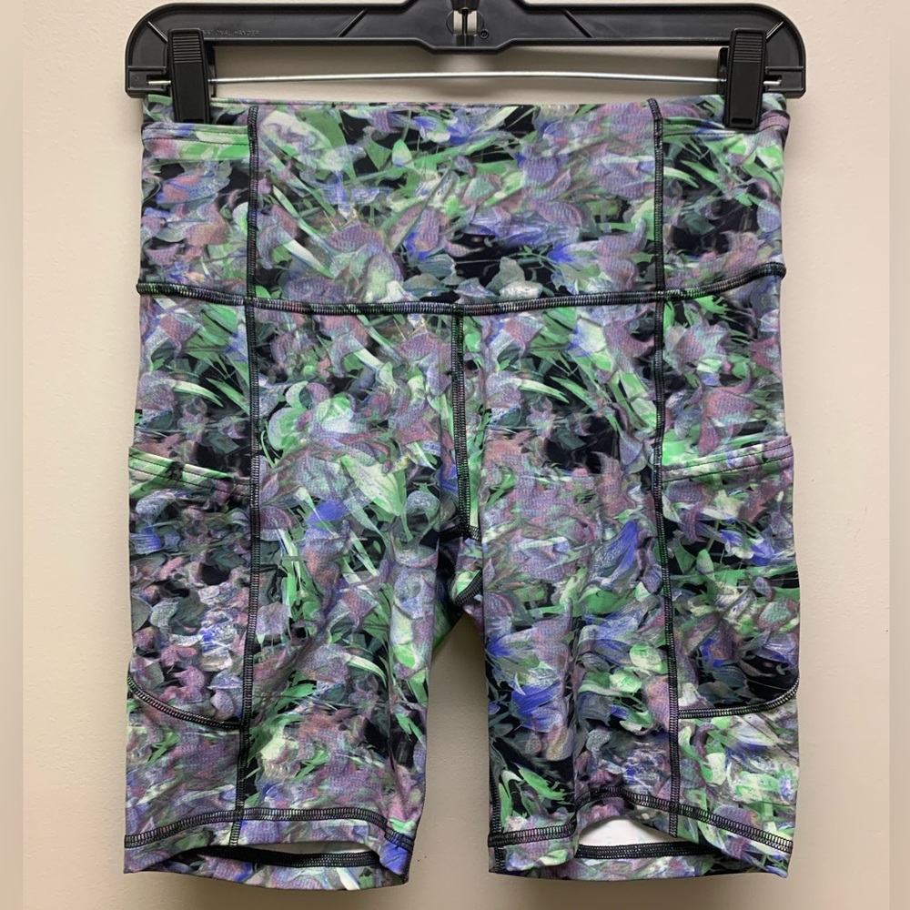 Lululemon floral biker short